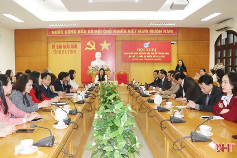 Bà Nguyễn Thị Việt Hà giữ chức vụ Chủ tịch Hội LHPN tỉnh Hà Tĩnh